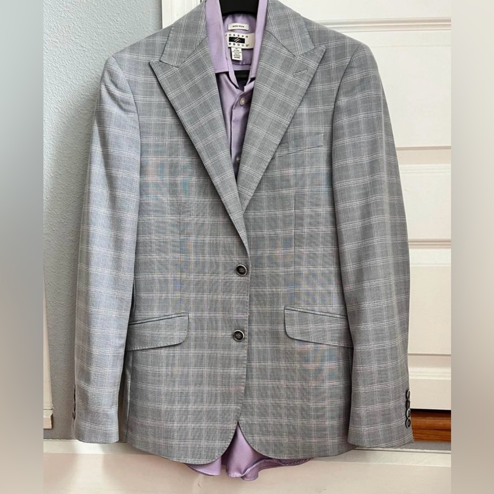 Men’s suit and dress shirt from Joseph Abboud. Worn once.
